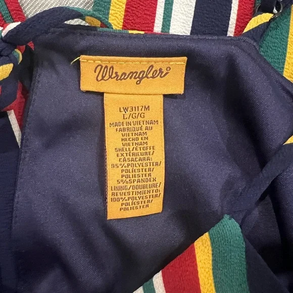 Wrangler Women’s Multicolor Striped Jumpsuit Size Large - Picture 2 of 6